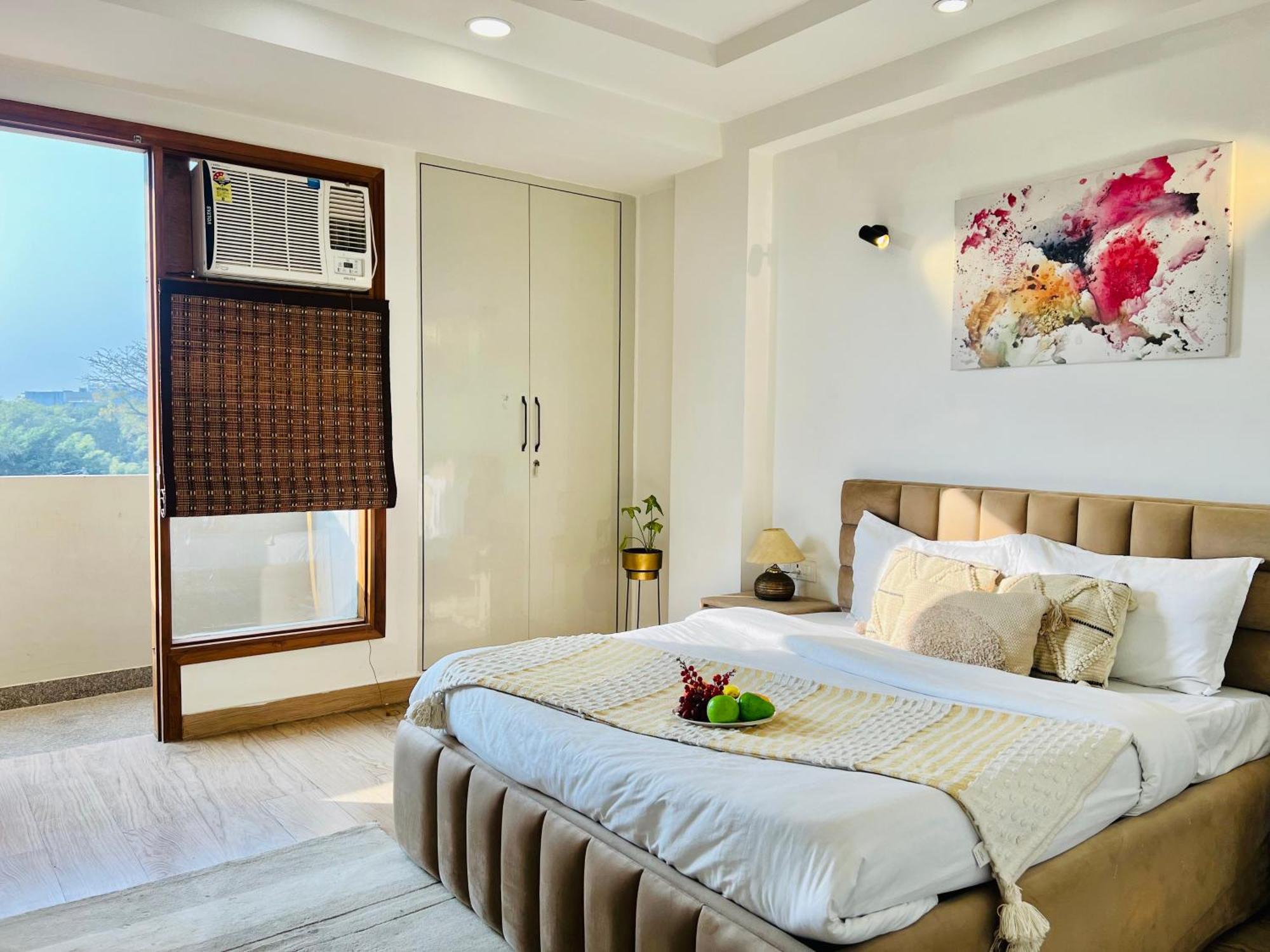 Bedchambers Serviced Apartments, Ardee City Гургаон Экстерьер фото