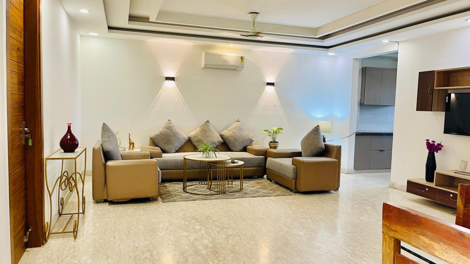 Bedchambers Serviced Apartments, Ardee City Гургаон Экстерьер фото