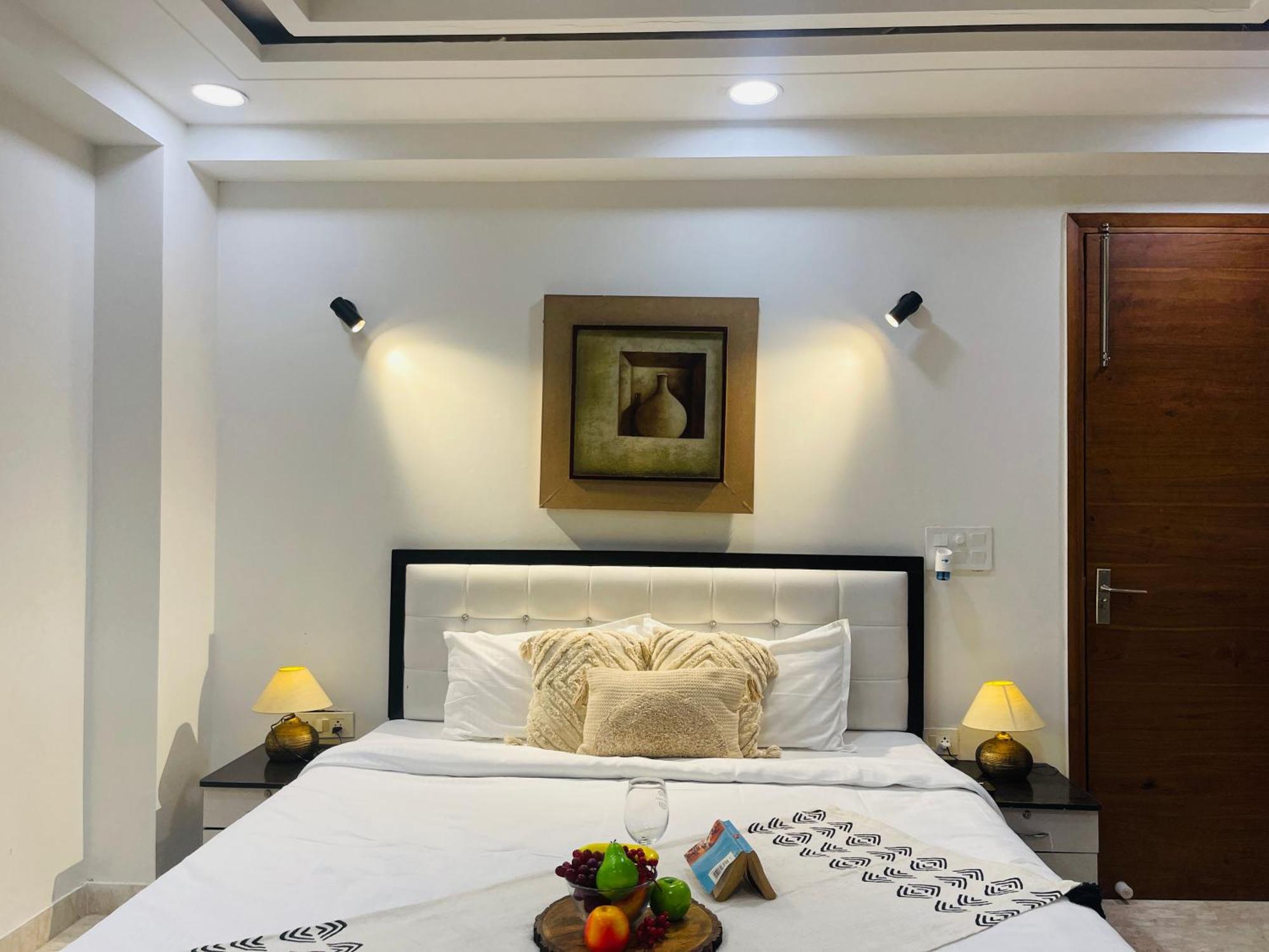 Bedchambers Serviced Apartments, Ardee City Гургаон Экстерьер фото