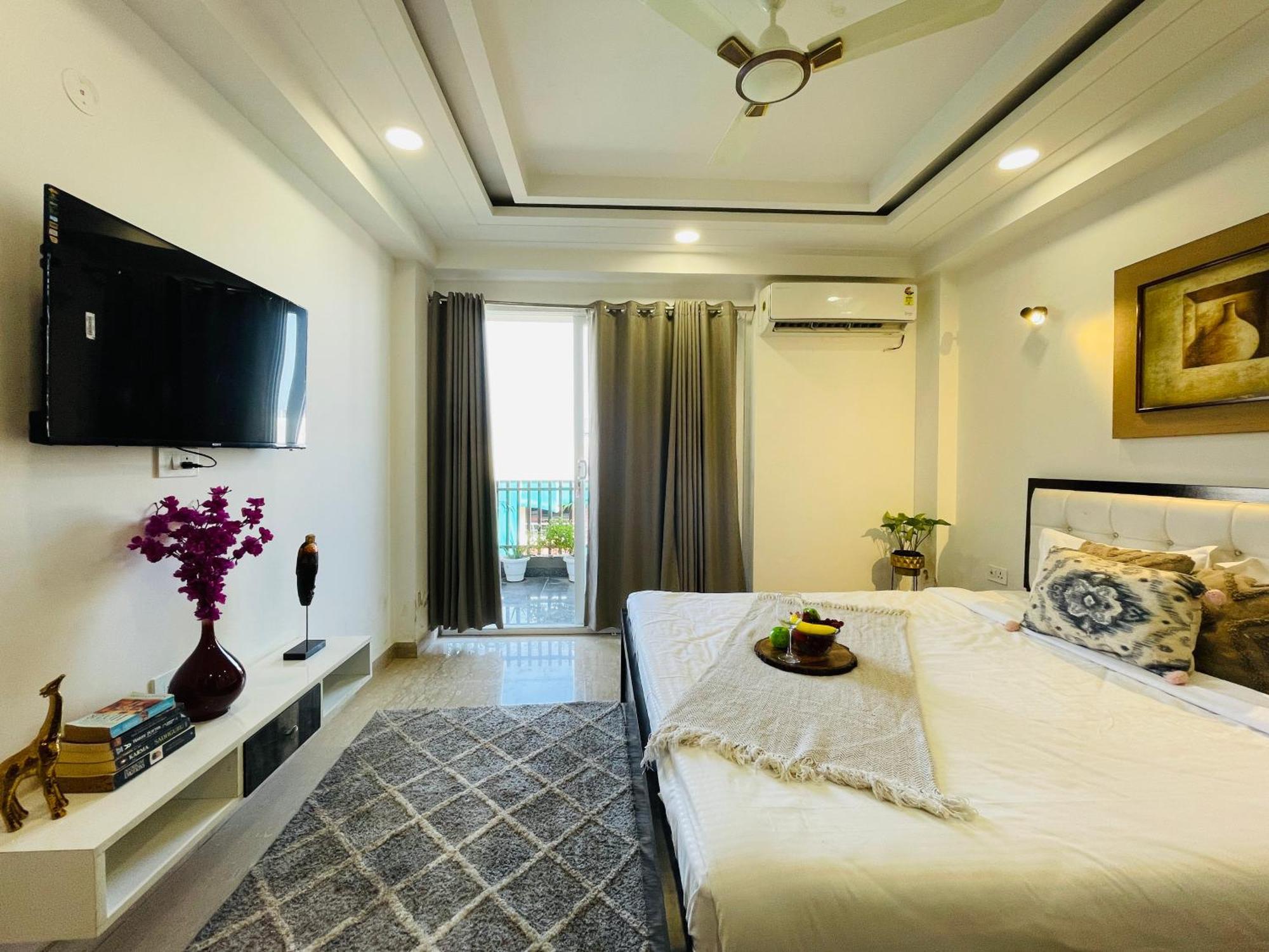 Bedchambers Serviced Apartments, Ardee City Гургаон Экстерьер фото