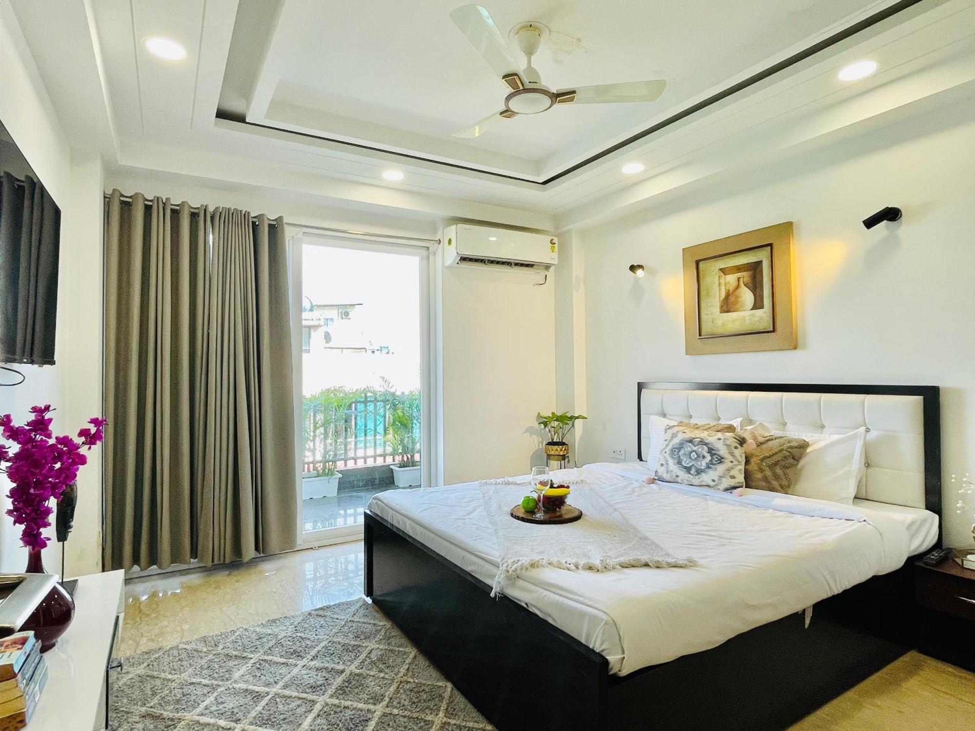 Bedchambers Serviced Apartments, Ardee City Гургаон Экстерьер фото
