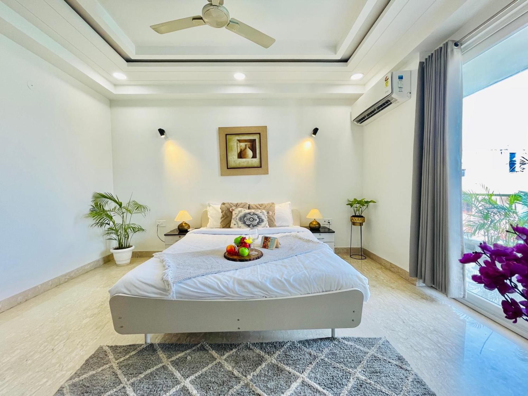 Bedchambers Serviced Apartments, Ardee City Гургаон Экстерьер фото