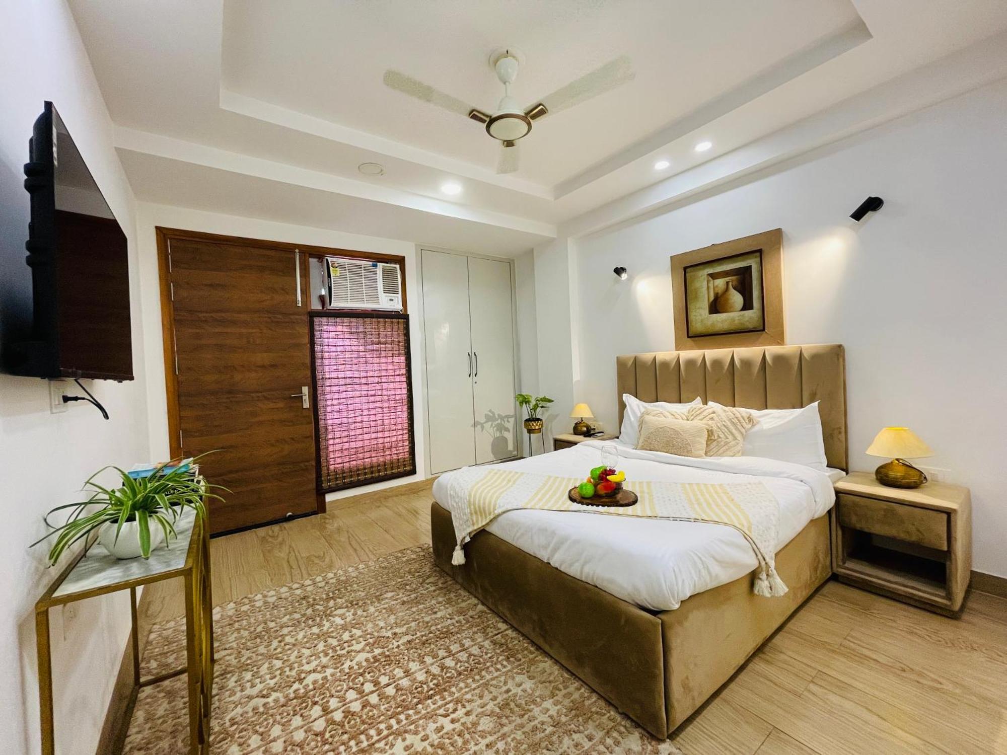 Bedchambers Serviced Apartments, Ardee City Гургаон Экстерьер фото